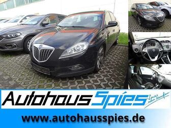 Fahrzeug LANCIA Delta undefined
