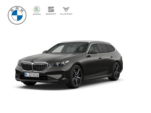 BMW 540 M Sport xDrive Touring Park-Ass. Driv. Assis