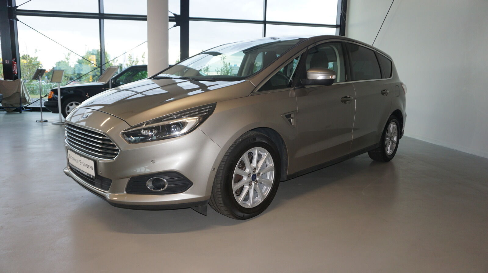 Ford S-MAX AUTOMATIK+NAVIGATION+PANO+7 SITZE+XENON