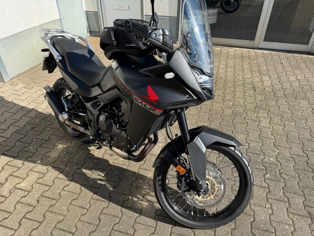 Honda Transalp XL 750 Quickshifter/Griffhzg./Akrapovic