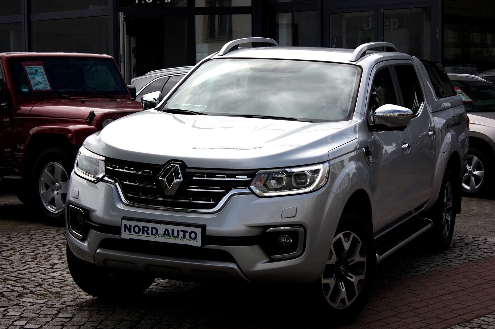 RENAULT Alaskan 2.3 limited 4x4 Autm./Leder/Navi/HardTop