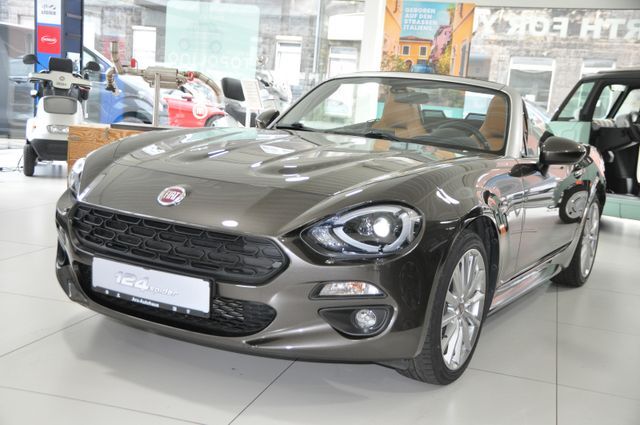Fiat 124 Spider Lusso