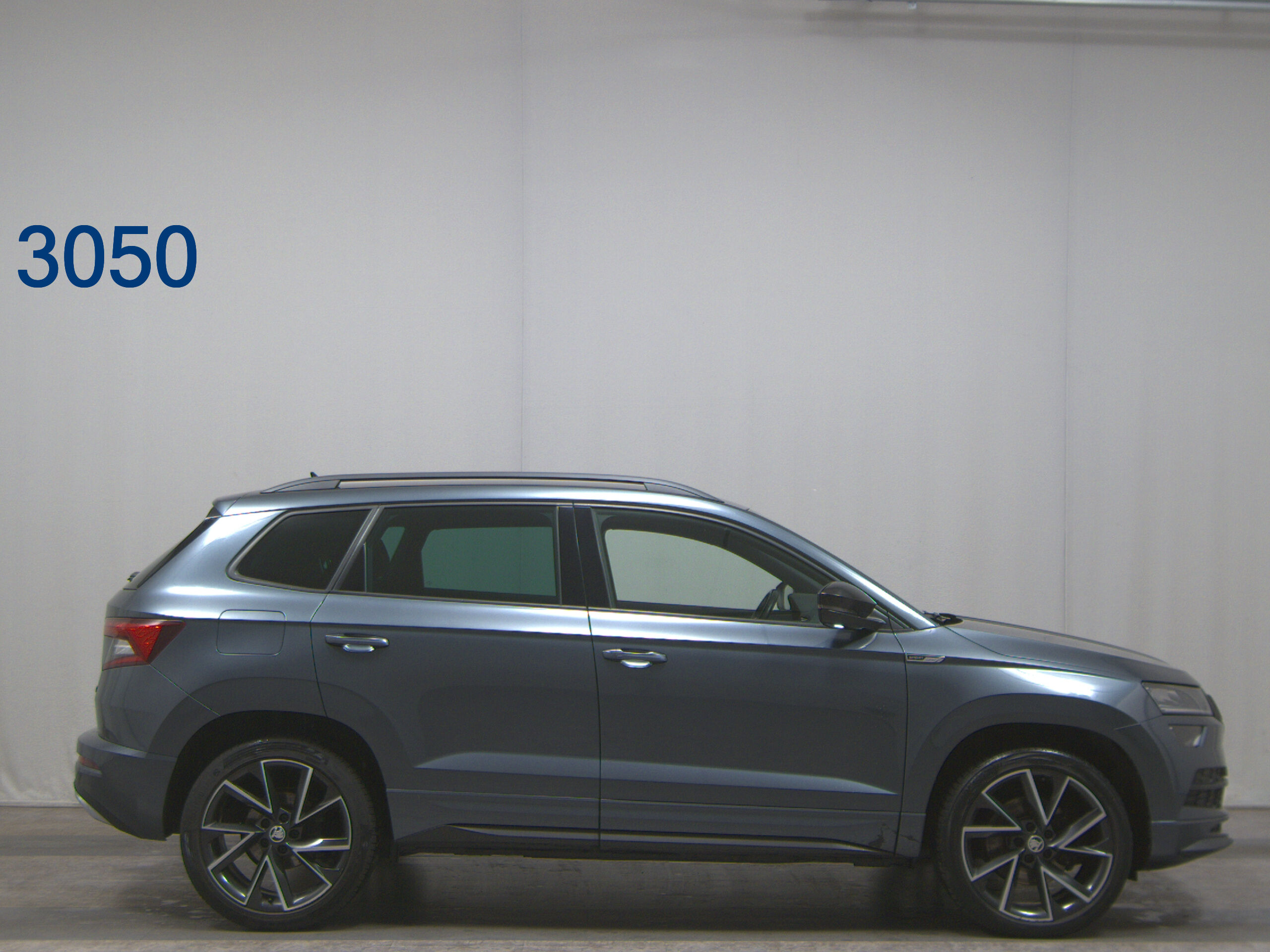 Skoda Karoq 2.0 TSI Sportline AHK 4x4 Navi LED Sound