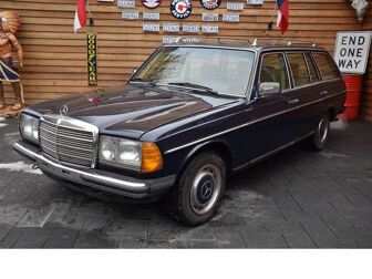 Fahrzeug MERCEDES-BENZ 200 undefined