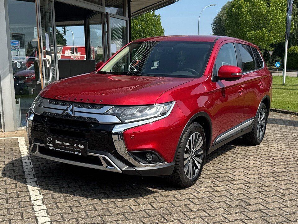 Mitsubishi Outlander Diamant Edition+ 4WD *Klimaautomatik*Navi*
