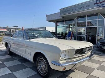 Fahrzeug FORD Mustang undefined