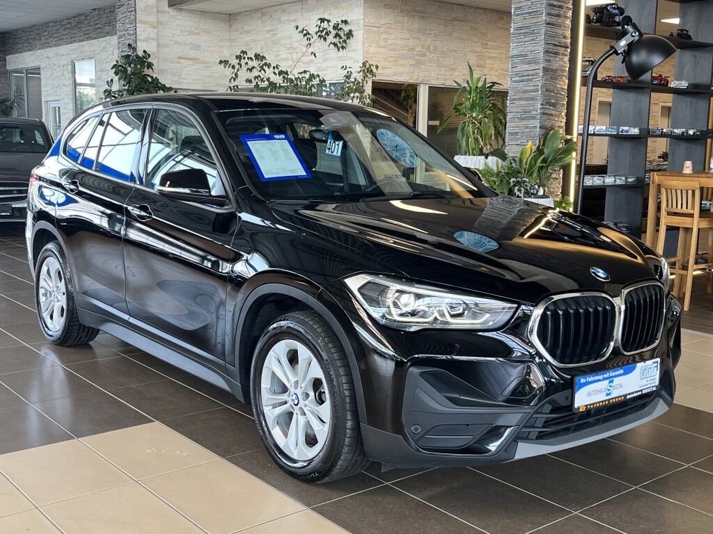 BMW X1 xDrive 25e Advantage AHK LED Navi DAB PDC SHZ