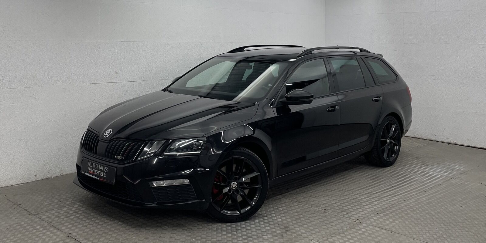 SKODA Octavia Combi 2.0 TSI RS AHK+LED+CANTON+KESSY+