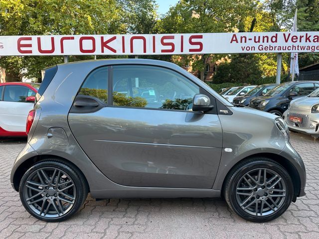 Smart fortwo 66kW DCT BRABUS*LEDER*NAVI*SHZ*KAM*