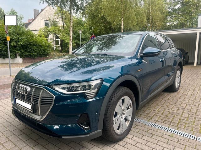 Audi e-tron 50 quattro