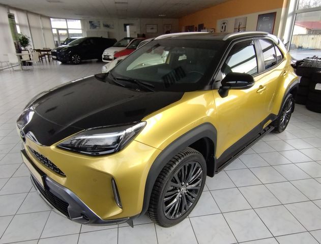 Toyota Yaris Cross Hybrid AWD-i Adventure AHK