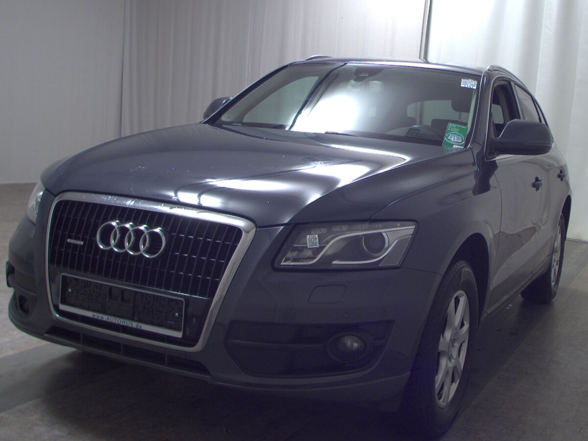 Audi Q5 3.0 qu. TDI -Getriebe defekt- Navi Xenon AHK