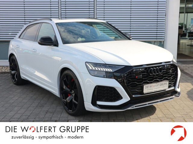 Audi RS Q8 quattro PANO+KERAMIK+AHK+HEADUP+ACC+MATRIX