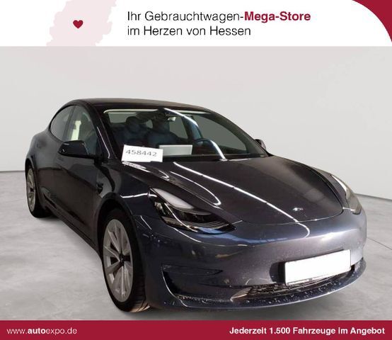 Tesla Model 3 Langstreckenbatt. Allradantrieb