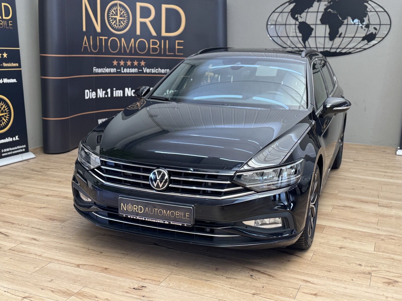 VW Passat Variant 2.0 TDI DSG Navi/LED/Kamera/17 Bu