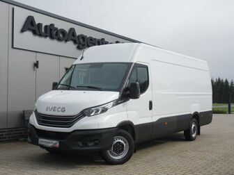 Fahrzeug IVECO Daily undefined