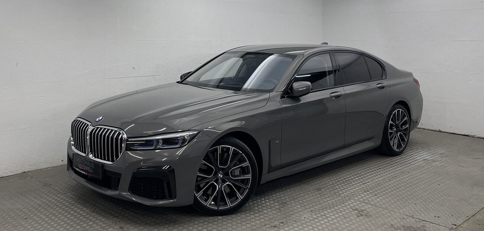 BMW 750 i xDrive M SPORT PURE+AHK+STANDH+LASER+SOFT+