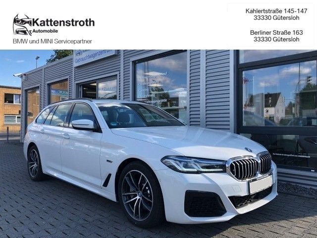 BMW 530e Touring MSport HeadUp DrivAssPro inkWALLBOX