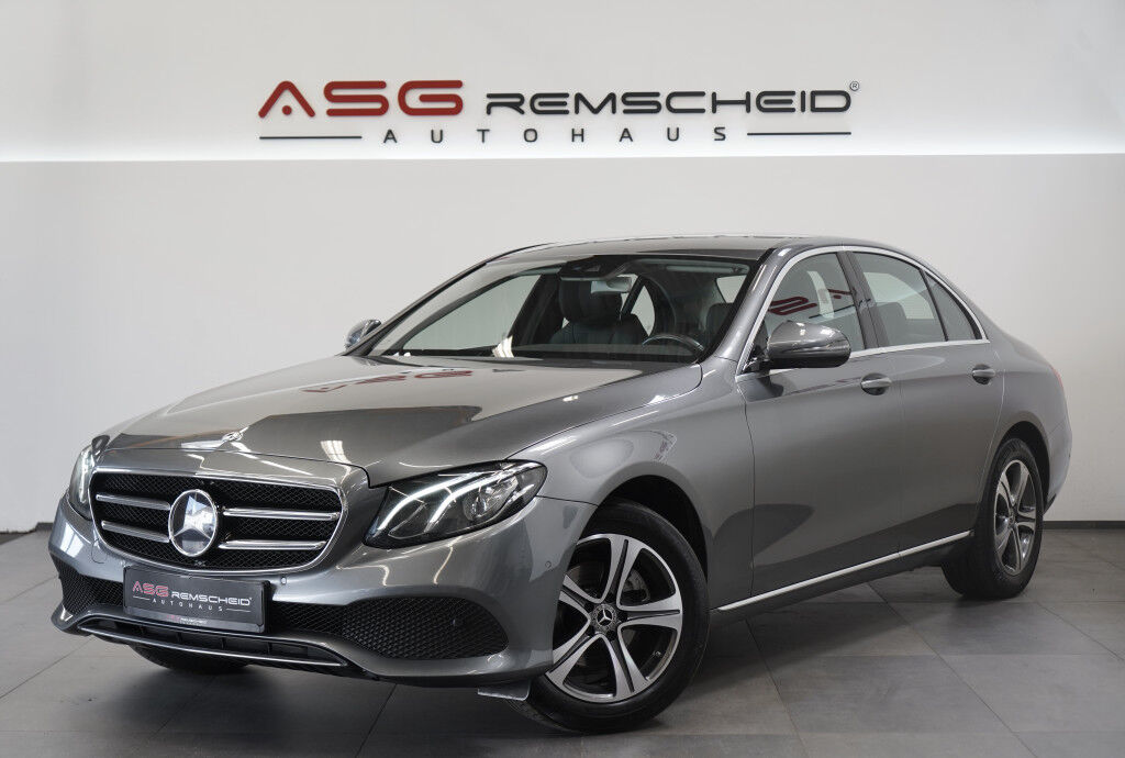 Mercedes-Benz E 220 d Limousine Avantgarde 1.H *Distr.*Kam*SHZ