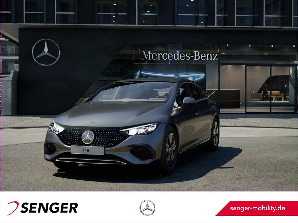 Mercedes-Benz EQE 300 Rückfahrkamera OLED-Display Ambiente AHK
