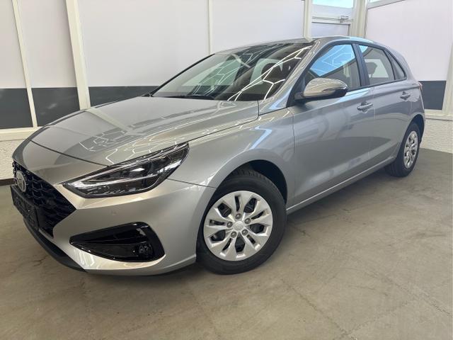 Hyundai i30 STYLE NAVI LED RFK PDC 1.5 MPI 70,6kW96PS...