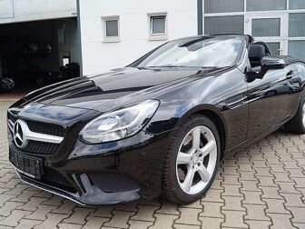 Fahrzeug MERCEDES-BENZ SLC KLASSE undefined