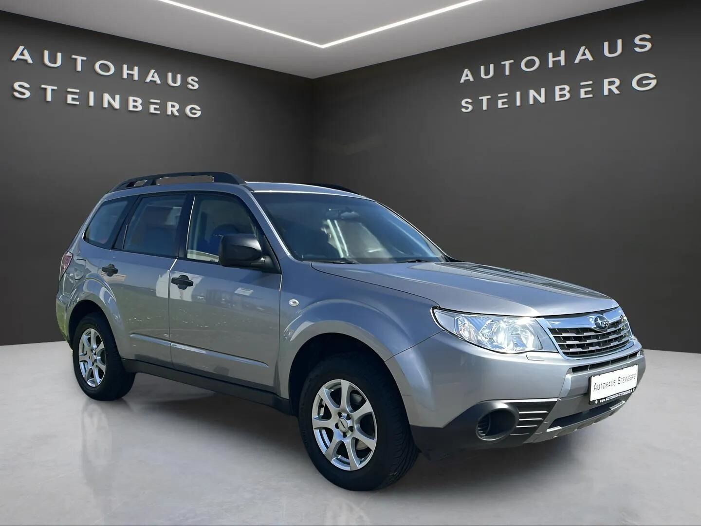 Subaru Forester AUTOMATIK+SITZHEIZUNG+ALLRAD+EINPARKHIL