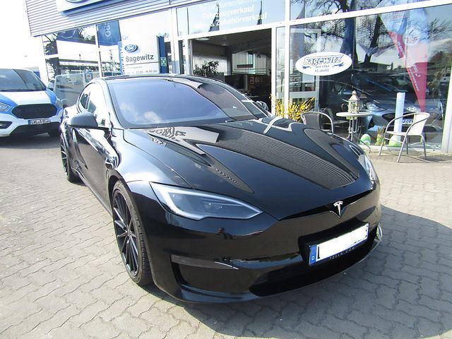 Tesla Model S Plaid