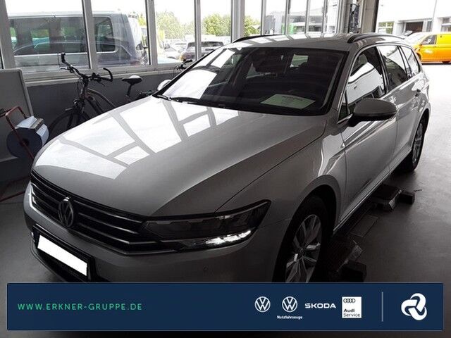VW Passat Variant 1.6TDI DSG Business LED+ACC+AHK+KAM+++