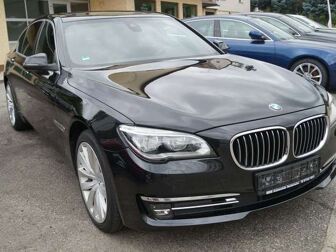 Fahrzeug BMW 7er Reihe undefined