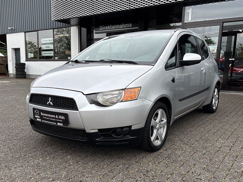 Mitsubishi Colt Lim. 3-trg. Inform *Klima*Radio CD*