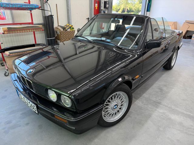 BMW 320i Babrio KAT(E30) MotorRevidiert/Leder/SHZ/