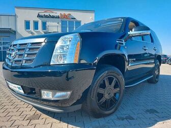 Fahrzeug CADILLAC ESCALADE undefined
