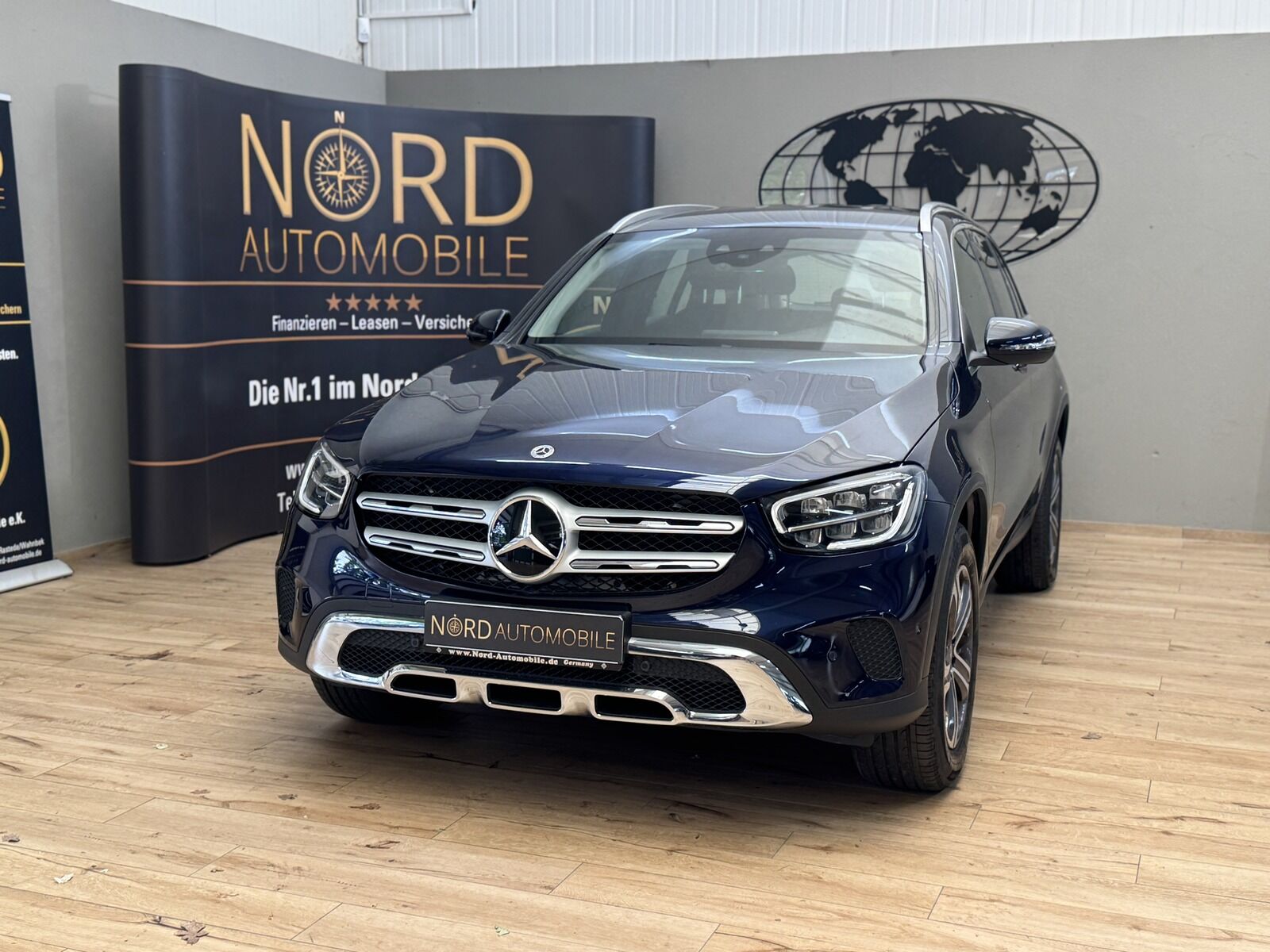 Mercedes-Benz GLC 300 e 4MATIC *Distro+*AHK*Kamera*MBUX+*LED*