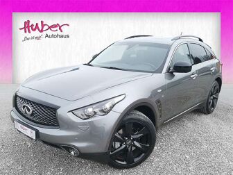 Fahrzeug INFINITI QX70 undefined