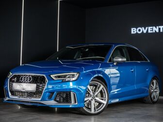 Fahrzeug AUDI RS undefined