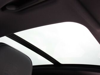 Fahrzeug PORSCHE Macan undefined