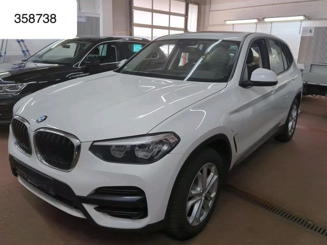 BMW X3 xDr 30 e Advantage LED Navi 19" CockpPlus DAB