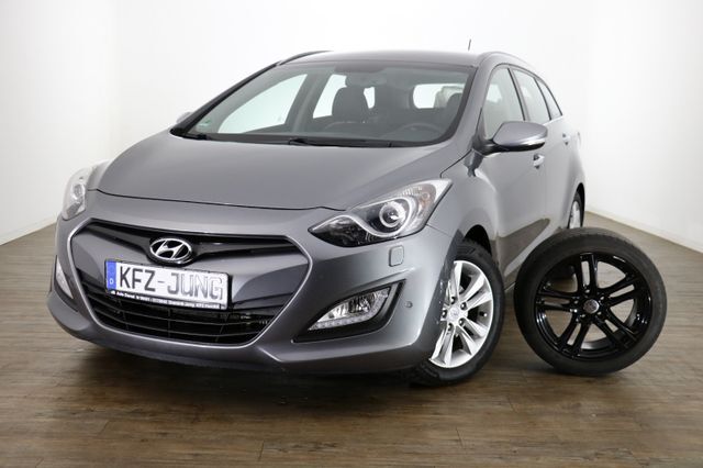 Hyundai i30 cw Style*Xenon*NAVI*Parkhilfe*HU/AU+Service*