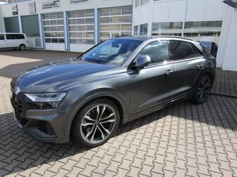 Fahrzeug AUDI V8 undefined