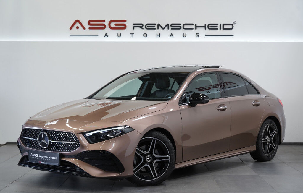 Mercedes-Benz A 200 d Limousine AMG Line 1.H *Pano*Memory*H-UP