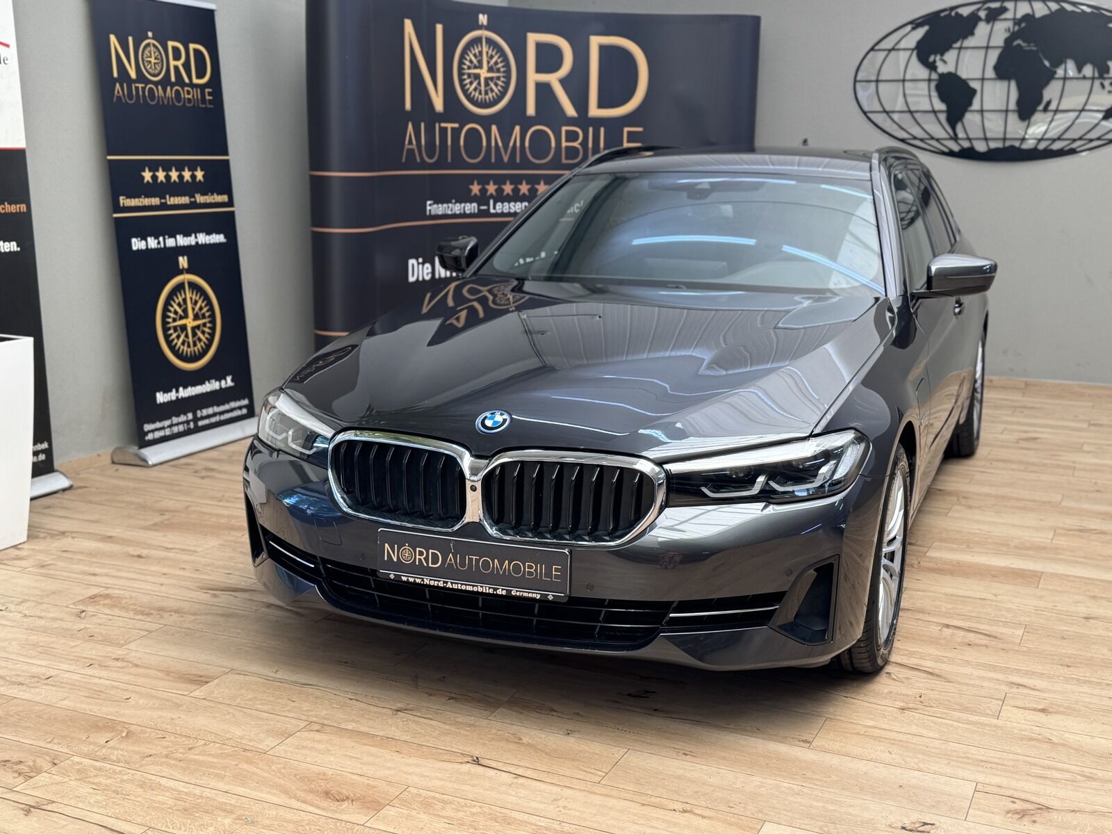 BMW 530 e xDrive touring *AHK*360KAM*LUFT*UPE:74