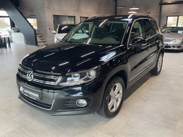VW Tiguan 1.4 TSI Sport & Style AHK Navi Sitzh. PDC