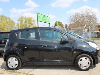 Fahrzeug CHEVROLET Spark undefined