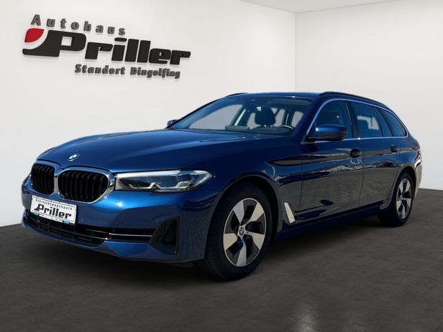 BMW 520d Touring/NAVI/LED/AHK/Apple/RTTI/LiveCockpit