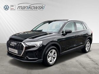 Fahrzeug AUDI Q3 undefined