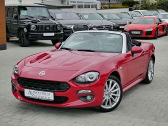 Fahrzeug FIAT 124 Spider undefined
