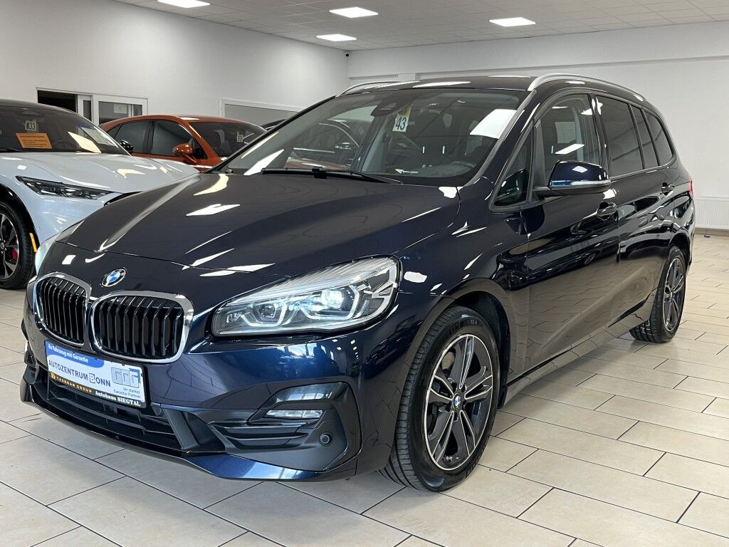BMW 220 Gran Tourer xDrive*Sport-Line*LED*TeilLeder*AHK*SHZ*Navi*