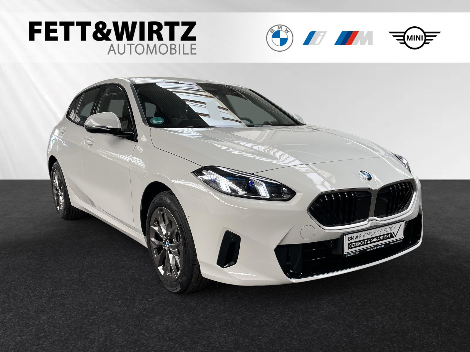 BMW 118d *F70*|Parking&DrivingAssistant