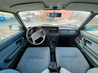 Fahrzeug VOLVO 240 undefined